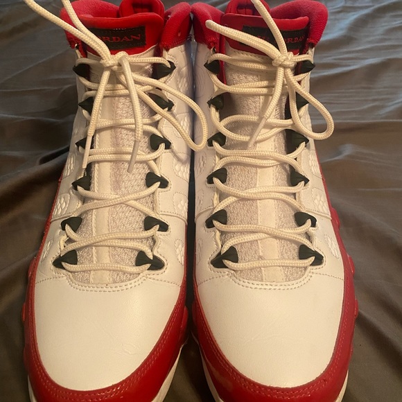 Jordan 9 Gym Red - Picture 2 of 5